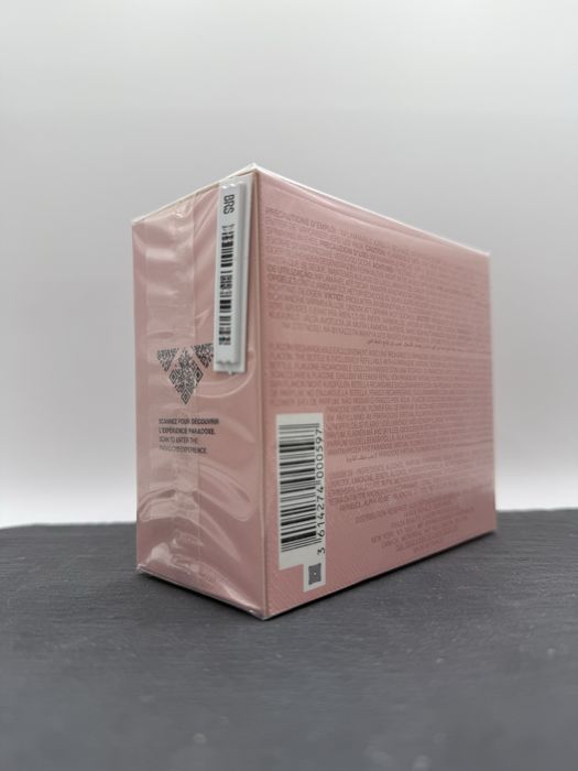 Prada Paradoxe Virtual Flower