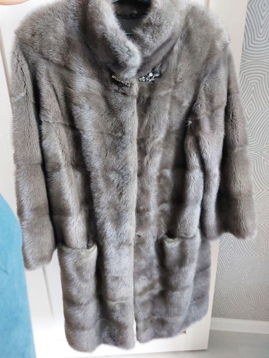 Шуба норковая серая