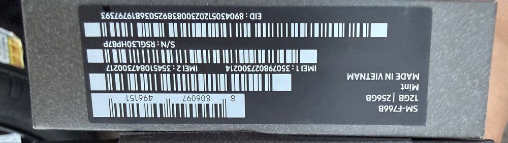 Vand Samsung Z Flip 7  nou,sigilat,garantie