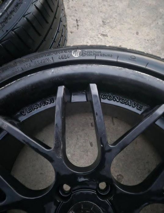 Vând jante vertini concave r19 cu cauciucuri