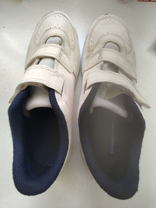 Маратонки Декатлон 36 номер 10 лв