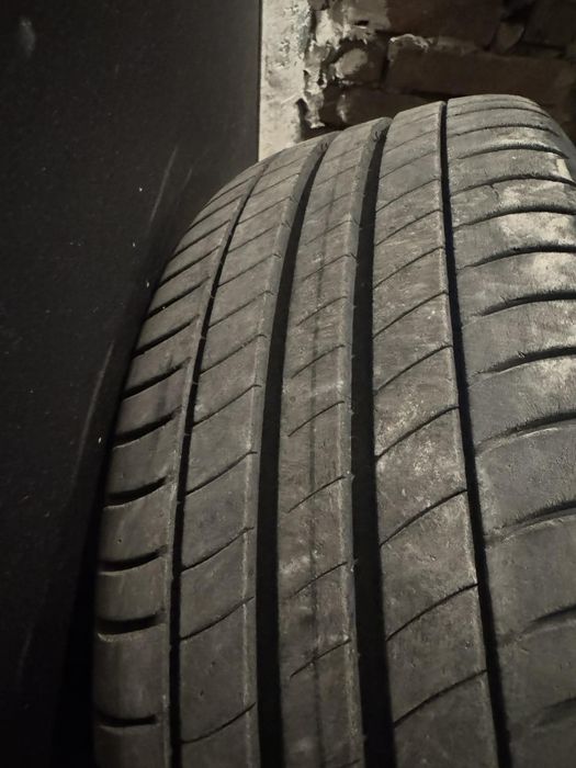 4 бр. Летни гуми Michelin 205/55 R16 с алуминиеви джанти Renault