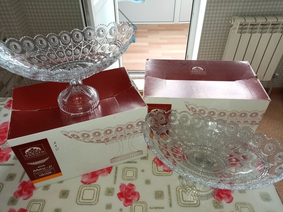 Продам вазу для фруктов.