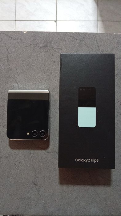 Samsung zflip 5/schimb