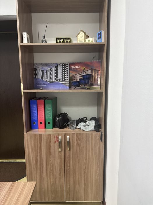 Продам офисную мебель