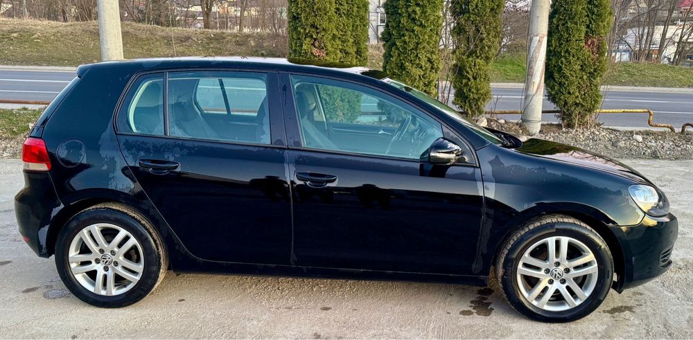 Volkswagen Golf 6 - 2010- 1.6 Benzină