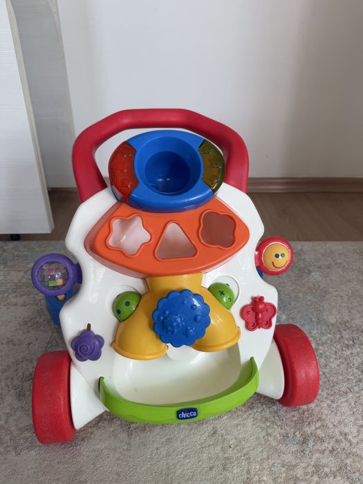 Продам Chicco толокар