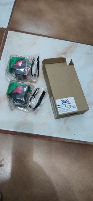 Cartușe Imprimanta Negru și Color