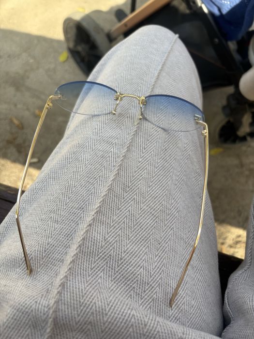 Солнечные очки.