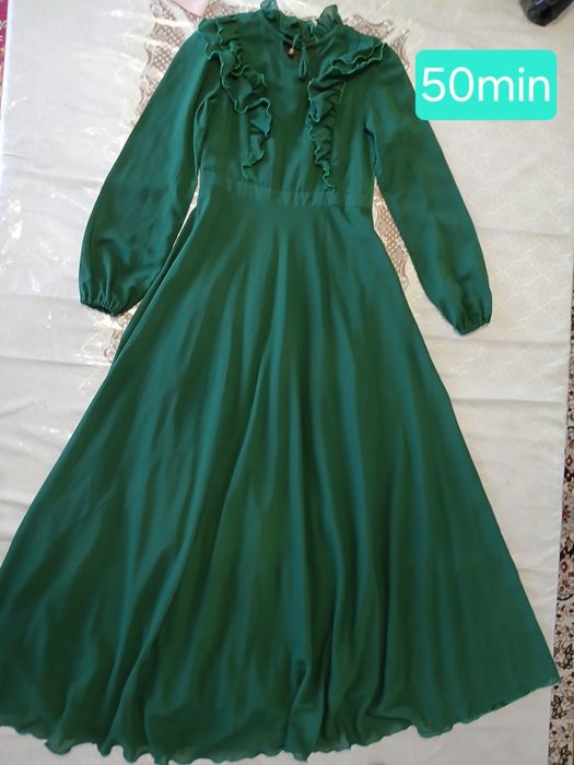 Kiyimlarimni sotaman holati yaxshi ko'p kiyilmagan