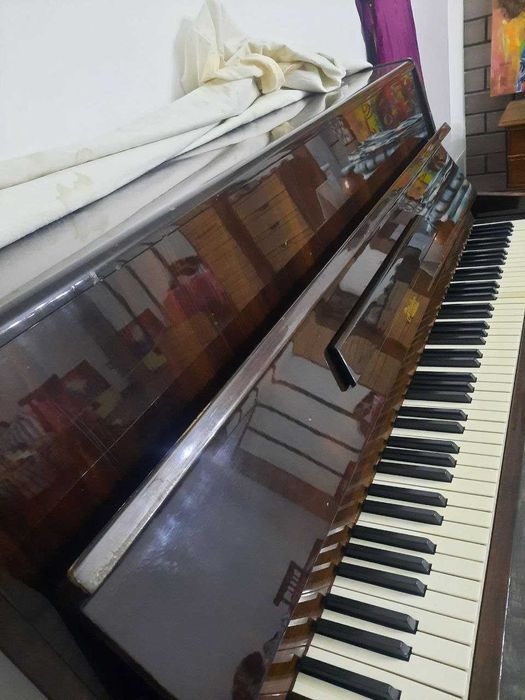 Срочно ПРОДАМ фортепиано рояль Rösler в рабочем состоянии. ТОРГ!