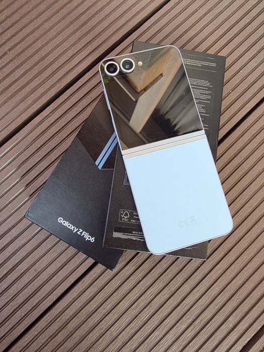 Samsung z Flip 6 256gb liber de retea
