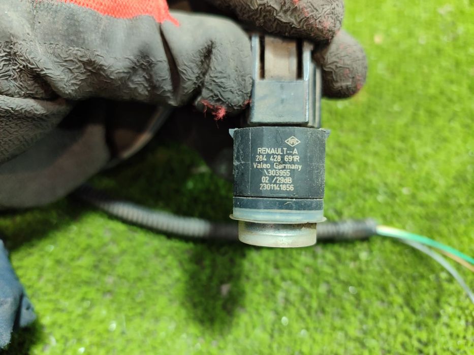 SENZORI PARCARE SPATE RENAULT MEGANE III B95 1.6 DIESEL 2014 / HATCHBACK COD OEM 284428691R / 1501142205 / 2008-2016