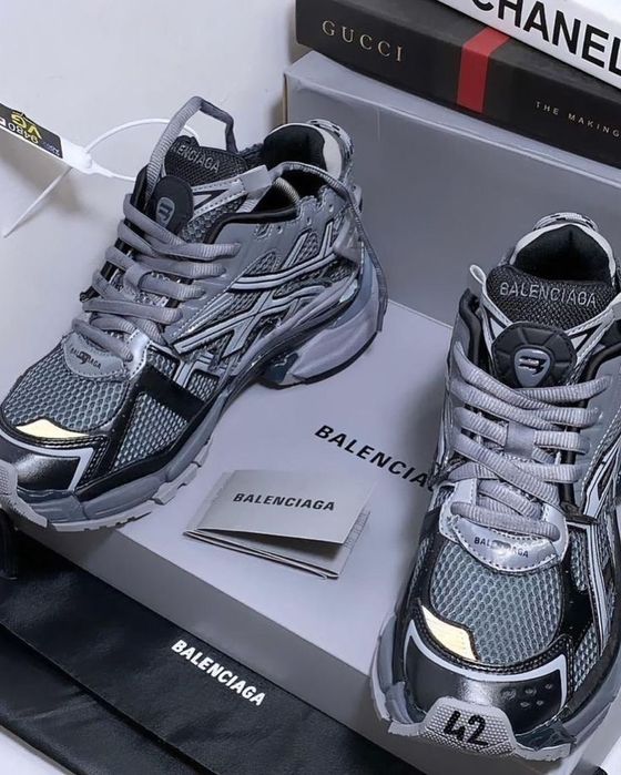 Balenciaga Runner noi