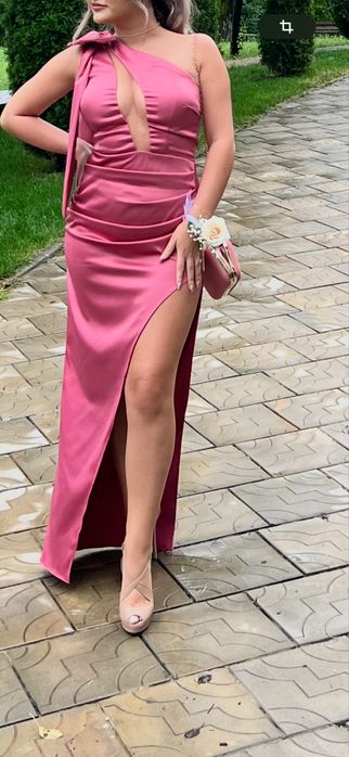 Rochie facuta la comanda