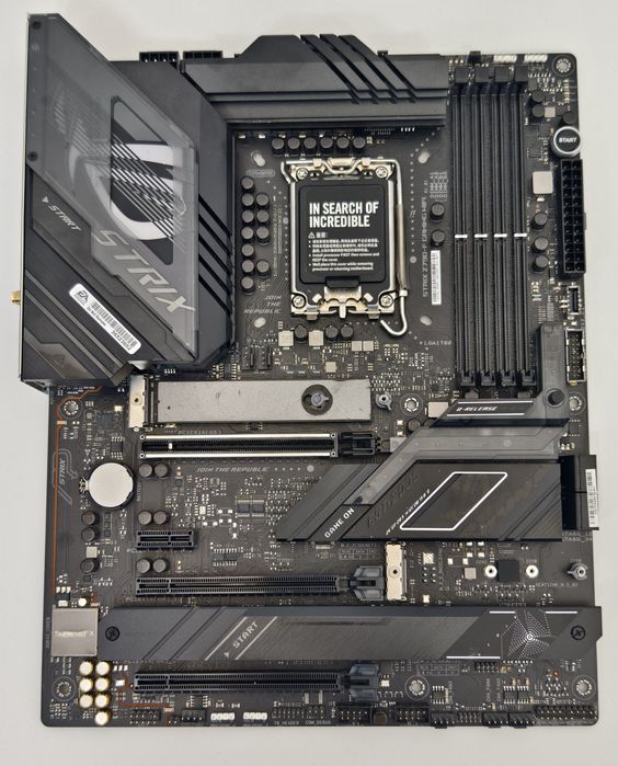 Placa Rog Strix Z790-F Gaming Wi-Fi