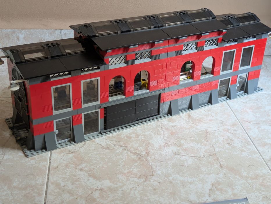LEGO комплекти, рицари, влак 9V и град