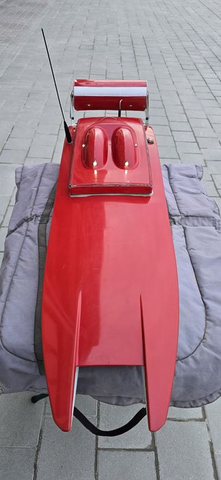 Лодка за захранка