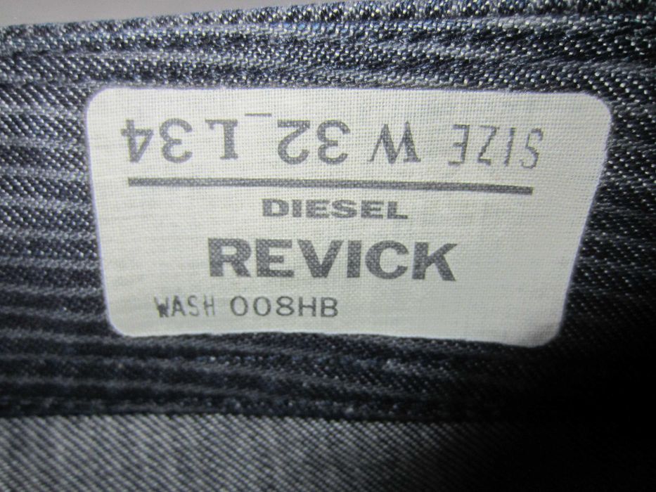 Diesel REVICK,W32 L34,Talie=88cm,Lung=104cm, usor skinny, noi