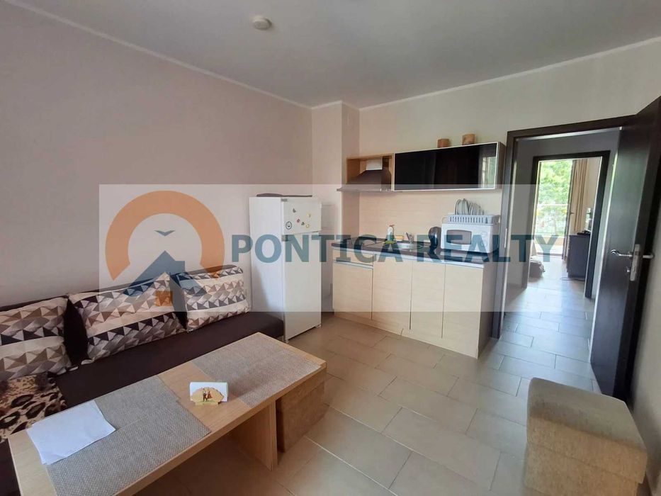 Продава се Двустаен апартамент в к.к. Слънчев бряг - 64 кв.м за 1282 €/кв.м - Снимка #1