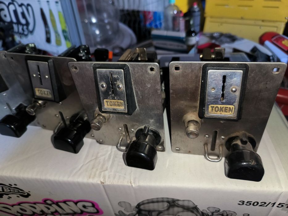 Жетониера за джага