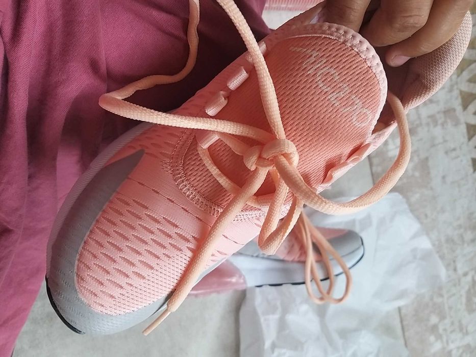 Дамски маратонки