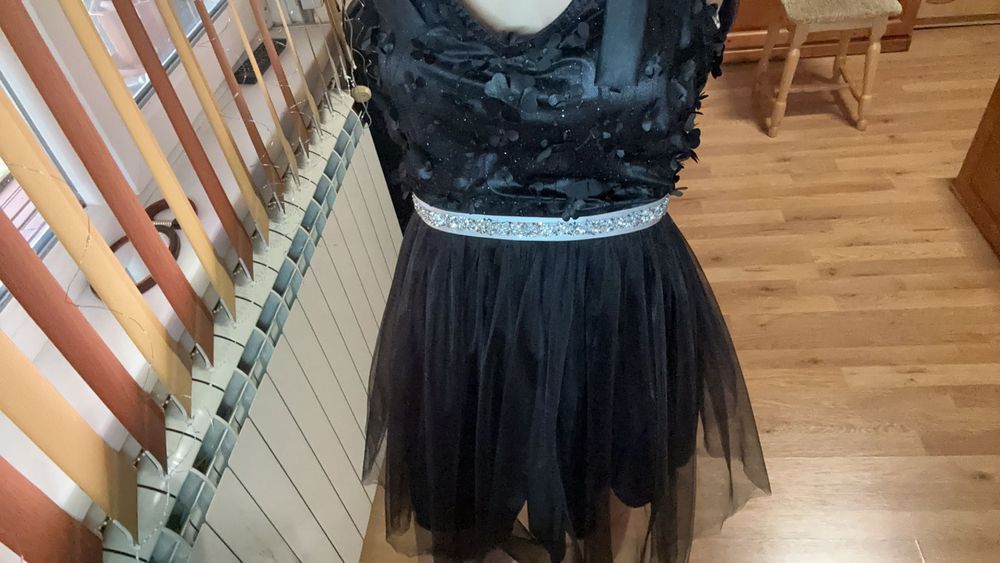 Къса рокля LORRETI