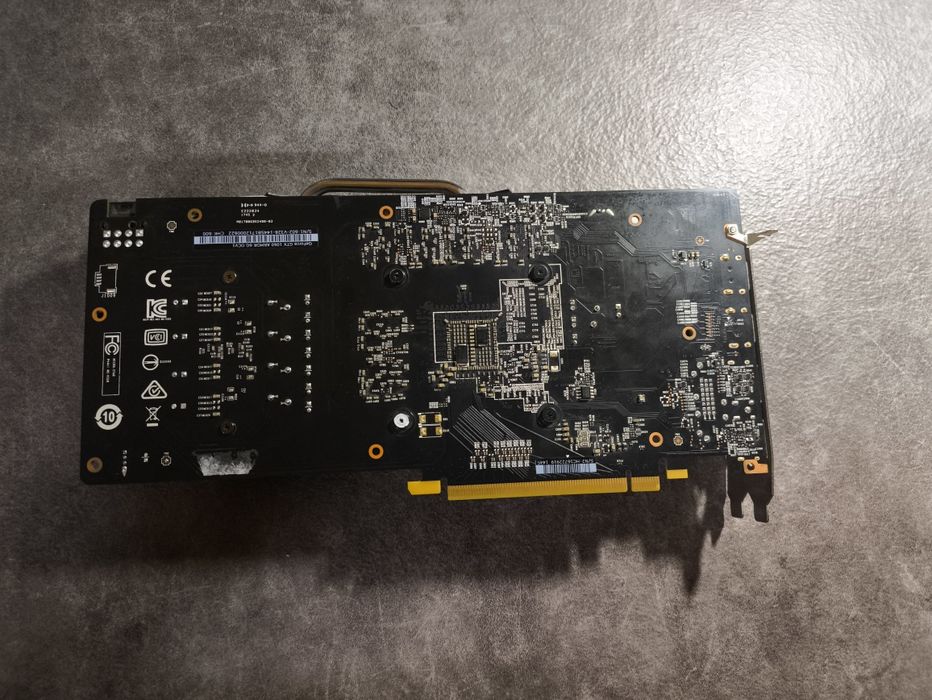 MSI GTX 1060 OC 6GB defectă – pentru piese/reparație