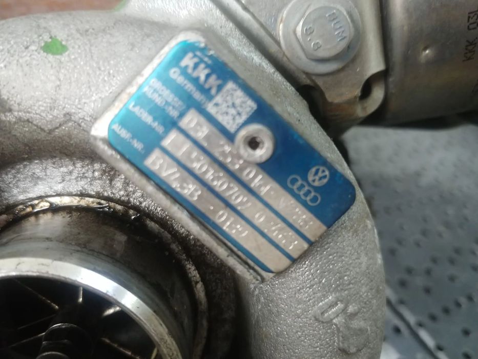 turbina 2.0 tdi cbd vw  golf 6 audi a3 q3 skoda octavia seat altea leon 03l253016f
