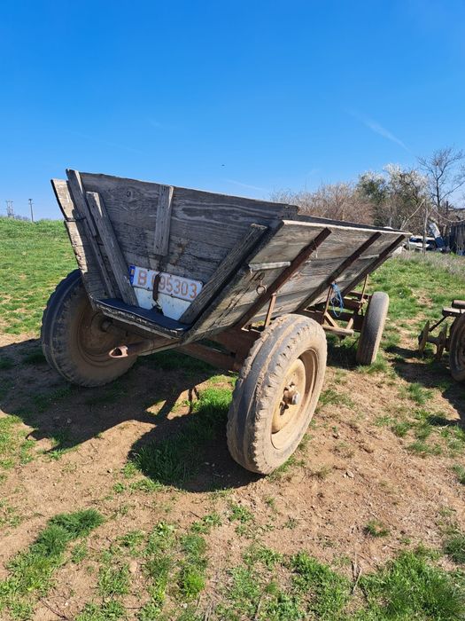 Tractor u 650 + utilaje