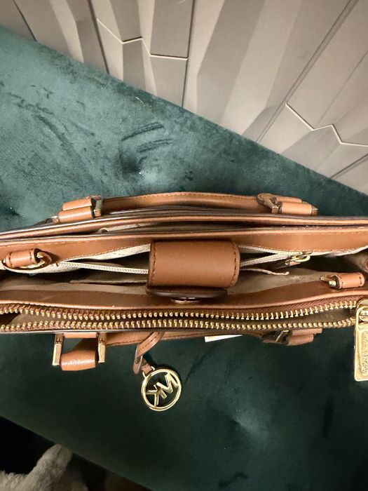 Оригинални чанти - Michael Kors, Calvin Klein, Versace , Trussardi