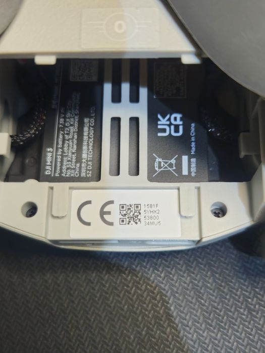 Drona Dji Mini 3