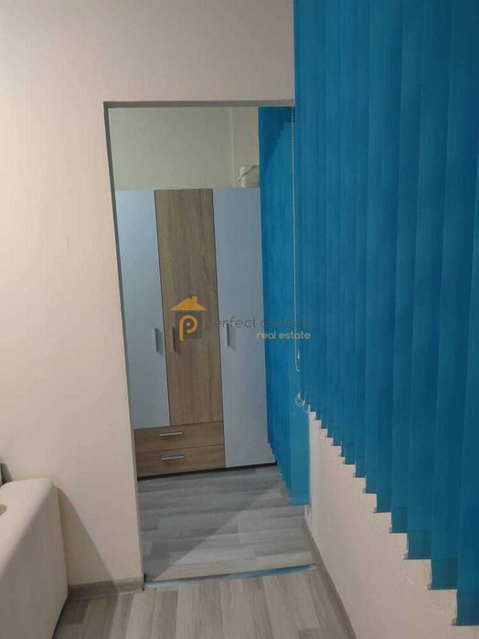 Дава се под наем Двустаен апартамент в Пловдив, Тракия - 40 кв.м за 325 € - Снимка #2