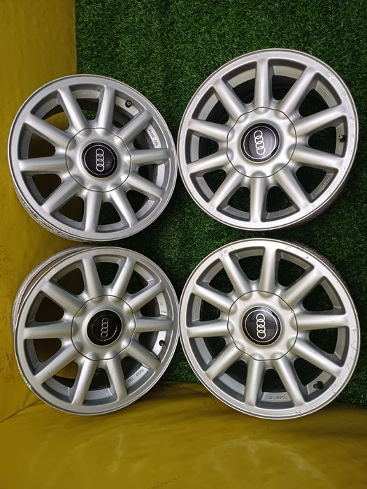 Диски R15 5x112 ромашки на Audi.