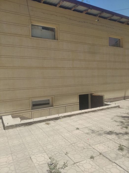 Xonka park yonida padval ijaraga beriladi 50 kvadrat