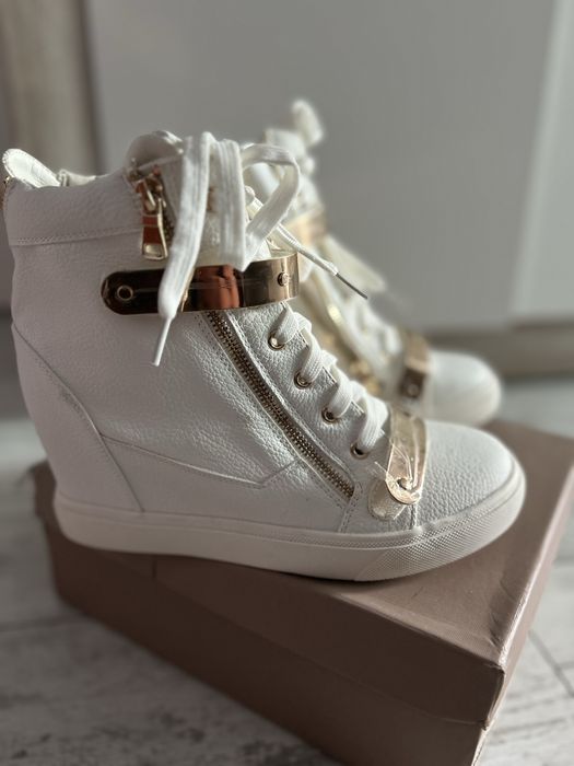 Дамски боти