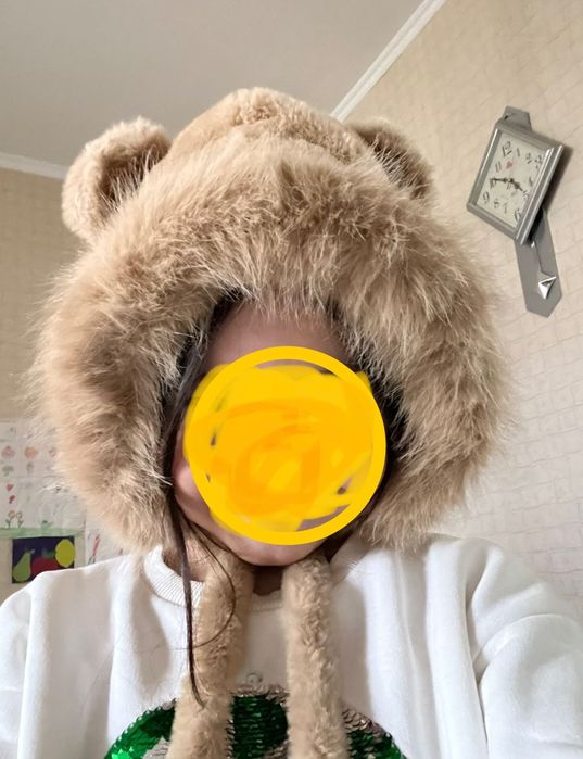 Красивая детская шапка