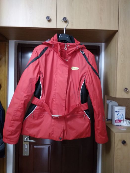 Haina ski pentru femei