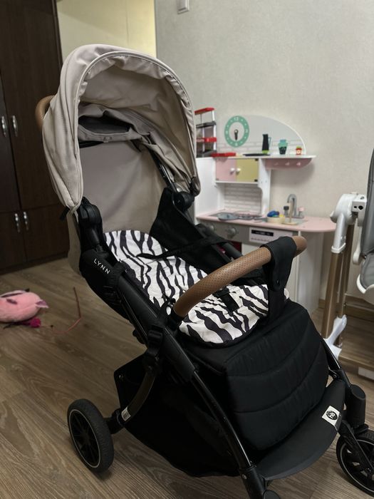 Детская коляска Happy Baby