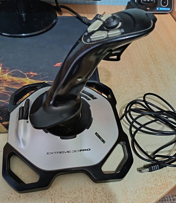 Джойстик Logitech Extreme 3D Pro б/у