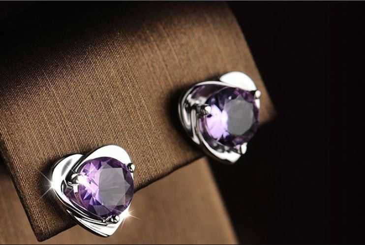 Стилни сребърни обеци