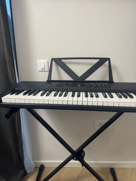 Orga Startone BK 54 + stativ Millenium KS 1001