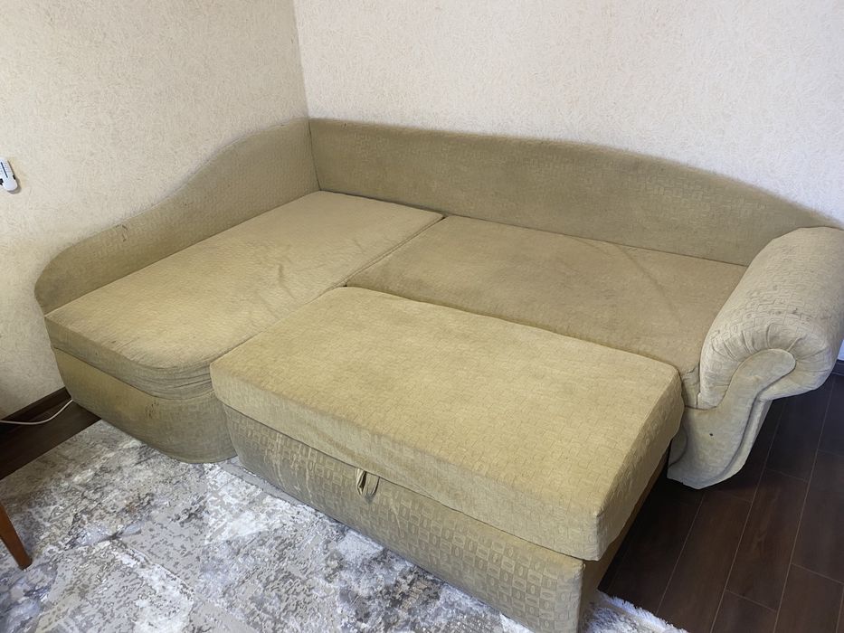 Угловой диван