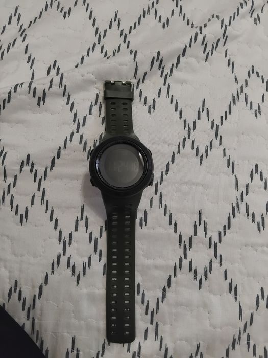 Электронные новые часы