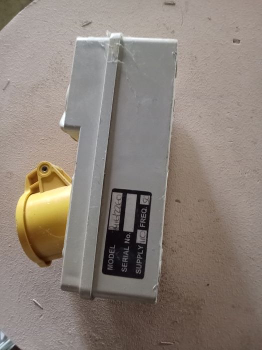 Электро рубильник мамка