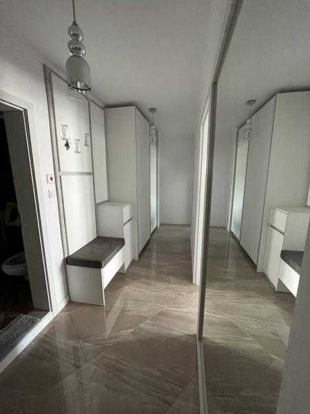 Лукс! Тристаен апартамент в Лазур!