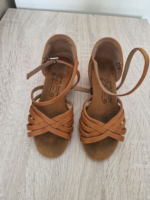 Туфли для танцев