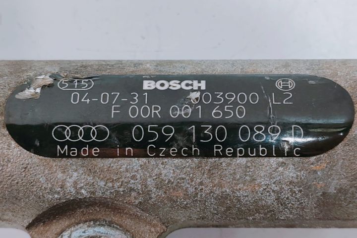 Rampa Injectoare  059130089D Volkswagen VW Touareg generatia 1 7L ser