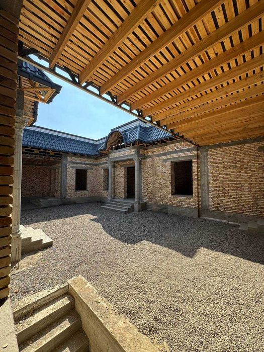 Шинам Ховли сотилади