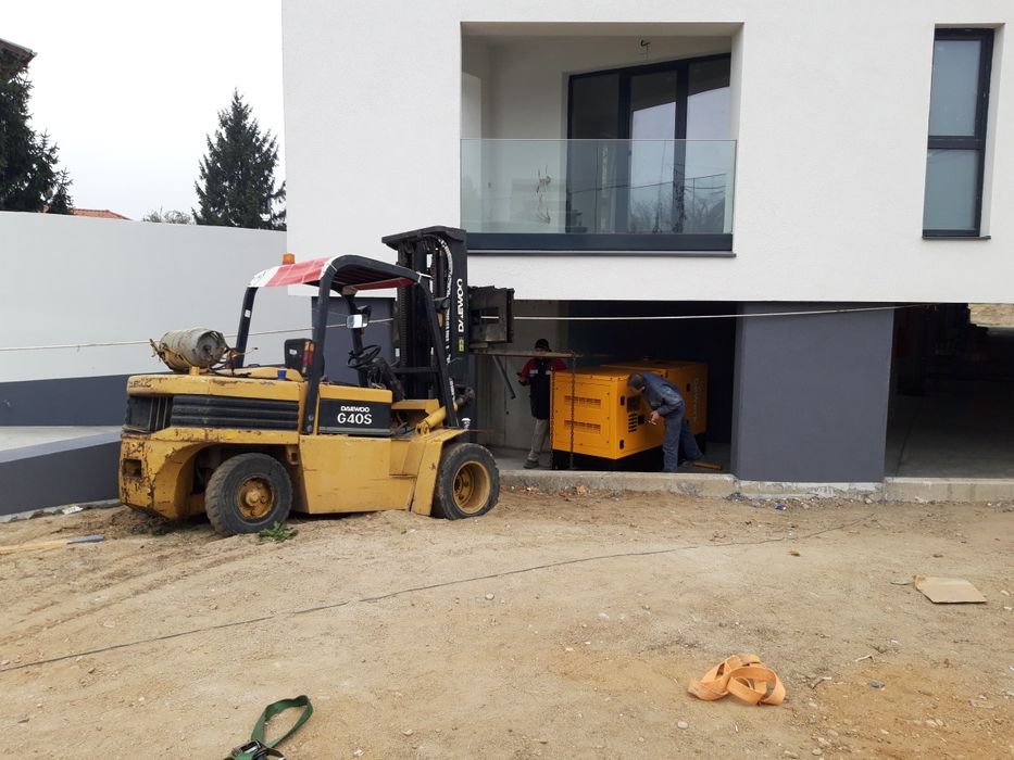 Închiriez stivuitor închirieri Motostivuitoare